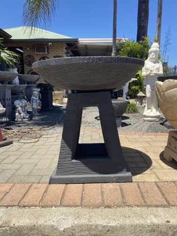 Tripod Birdbath