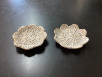 Trinket plate