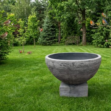 Belly Pot/Birdbath on small stand