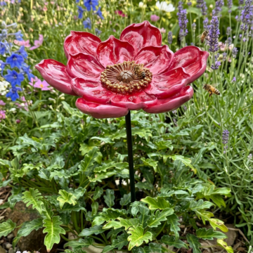Bee Watering Flower - Large